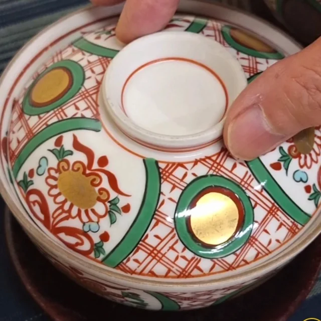 前川料理教室  “田毎蒸し”  野菜や白身魚の切り身の上に卵を割り落とした蒸し物
卵を「田ごとの月」に見立てた料理名
かたくり粉でとろみをつけたくずあんをたっぷりかけると冷めにくく身体があたたまるお料理  料理教室では、旬の食材を使った季節の献立コースが、(水)～(土)18時半～開講
少人数制、男性、女性、料理の基礎を習いたい方、50才以上で健康的な食生活が気になる方などお待ちしてます
HPのLINEよりお問い合わせください  #前川料理教室　#料理教室　#家庭料理　#和食　#蒸し料理　#ヘルシー　#食卓　#食事　#健康　#手作り　#手料理　#献立　#クッキング　#習い事　#三重県　#松阪市　#maegawa_cooking_school  #cooking